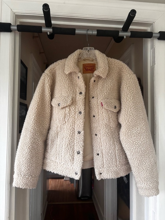 Levi's Jackets & Blazers - Levi's Cream Off-White Sherpa Jacket
